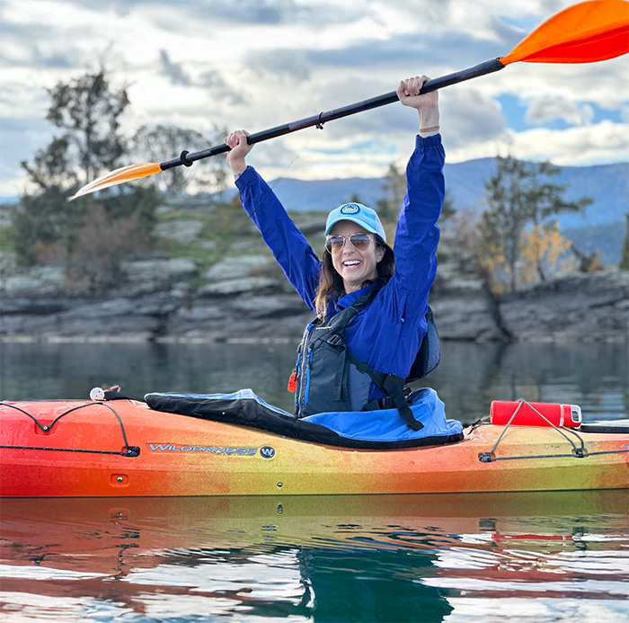 Tour Glacier Kayaks on Flathead Lake in Somers Bay